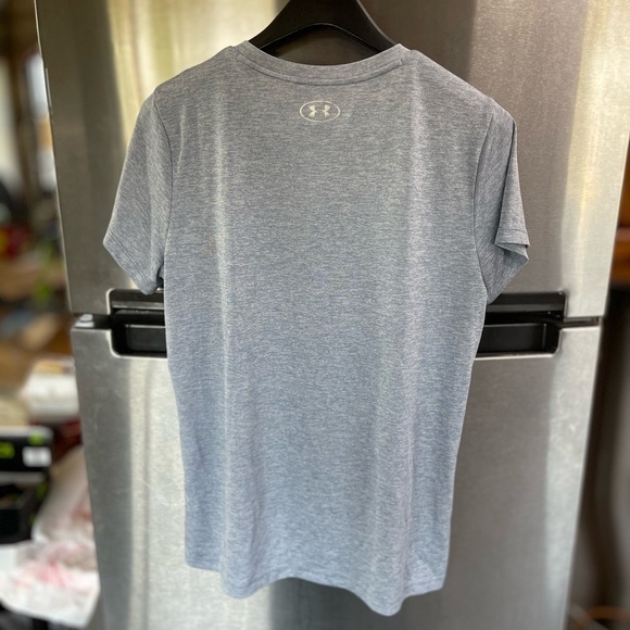 HEATGEAR Under Armour V Neck MADE IN JORDAN WOMEN LG BLUE AND GRAY BLEND - Picture 6 of 6